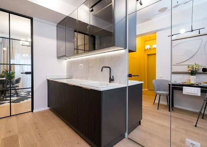 Luxurious 2br - Center *