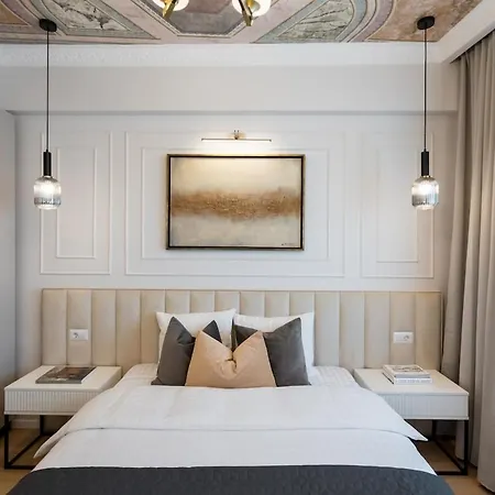 Apartment Luxurious 2br - Center