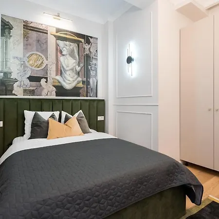Apartment Luxurious 2br - Center Bucharest