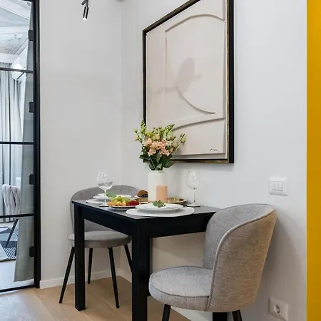 Luxurious 2br - Center Apartment *