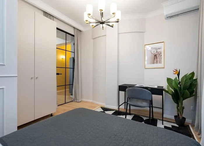 Luxurious 2br - Center Apartment Bucharest