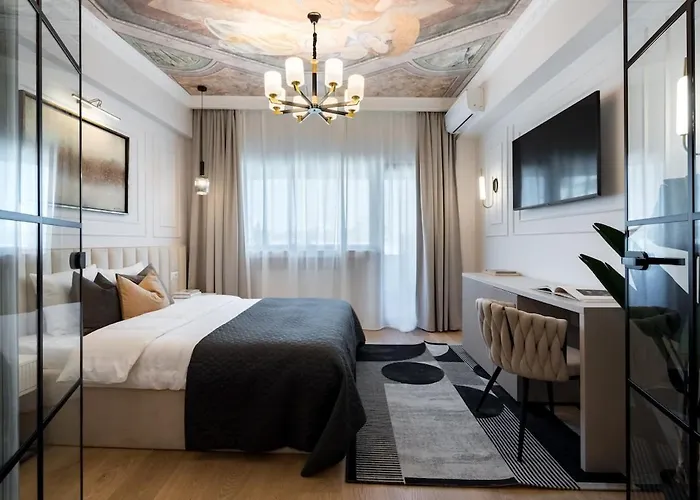 Luxurious 2br - Center ブカレスト