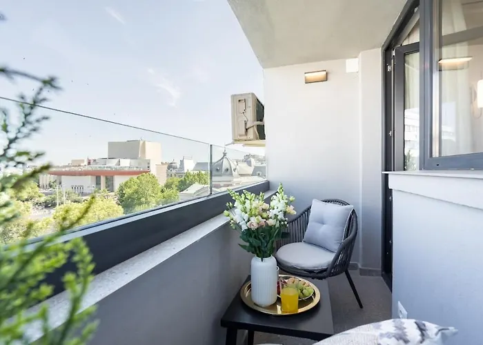Luxurious 2br - Center Bucharest