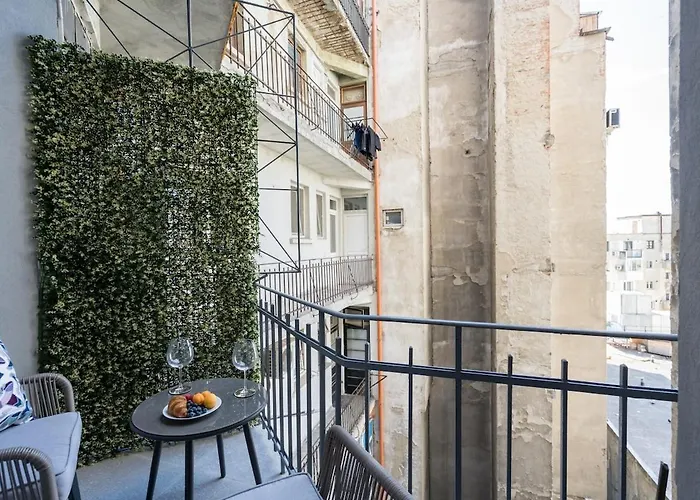 Apartment Luxurious 2br - Center *