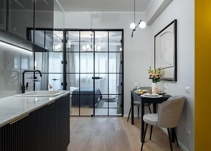 Luxurious 2br - Center Apartment