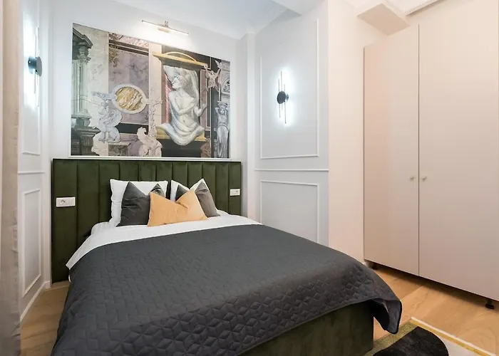 Apartment Luxurious 2br - Center Bucharest