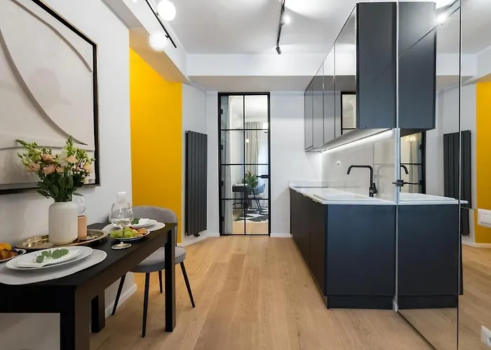 Luxurious 2br - Center *