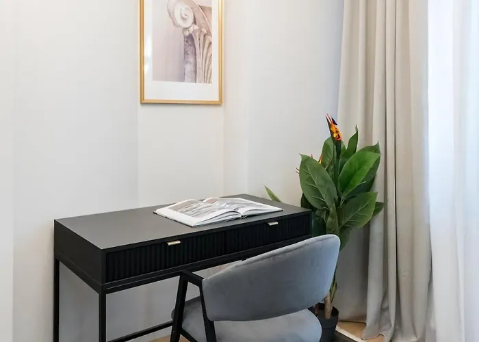 Luxurious 2br - Center Lejlighed *