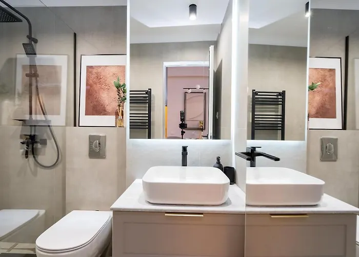 Luxurious 2br - Center