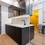 Luxurious 2br - Center *
